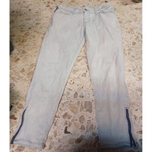 Levi's Women's Jeans 27 Demi Curve SZ 27 Inseam 24.5